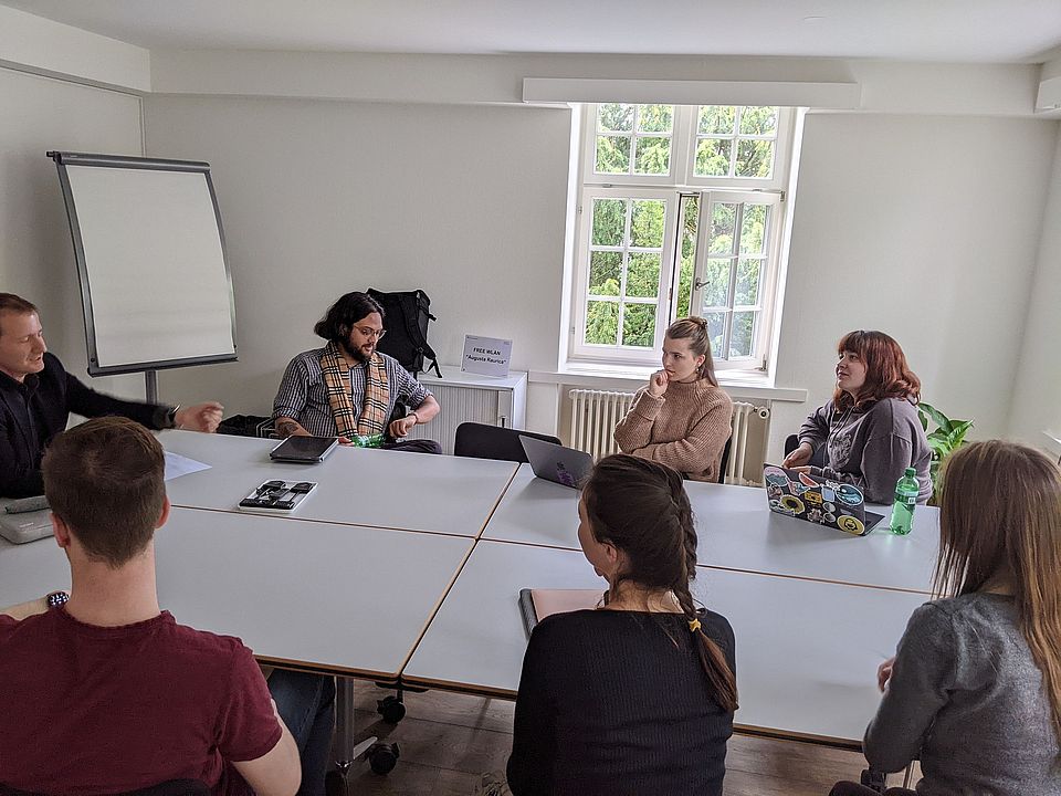 Diskussionsgruppe Studierende Studientag Religion und Science Fiction