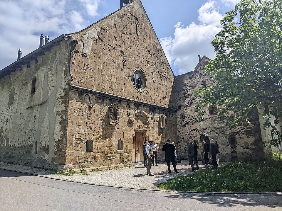 Kloster Schönthal Kirche im Sonnenlicht