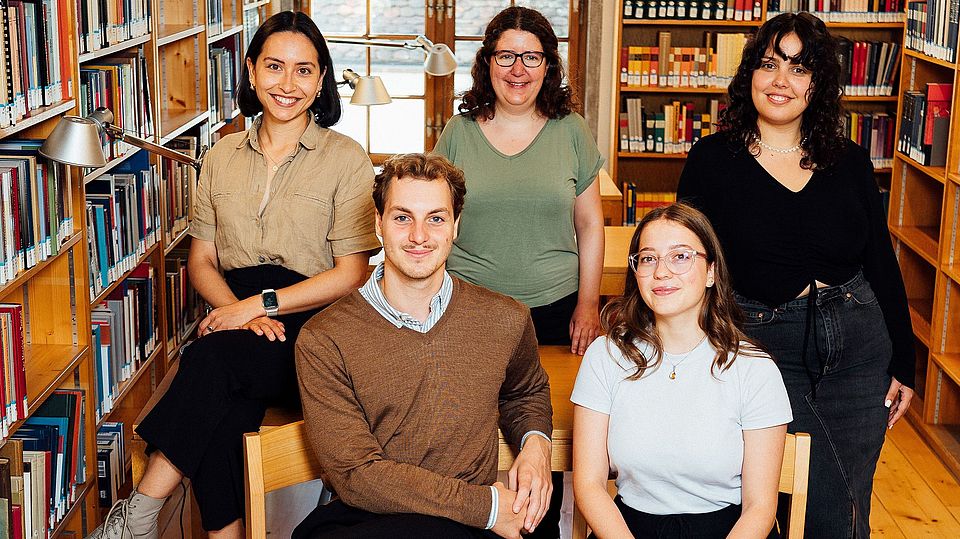 Gruppenportrait der Mitglieder des Vorstandes der Fachgruppe Sommer 2024